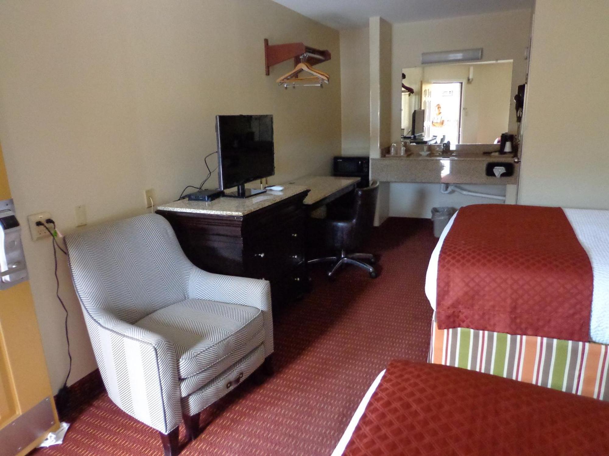 Economy Inn Express 워렌 외부 사진